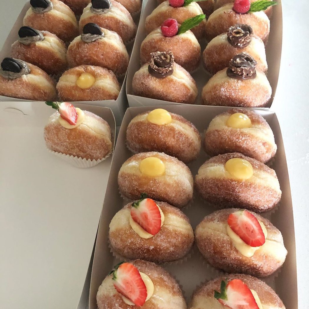 Happy Donuts 1