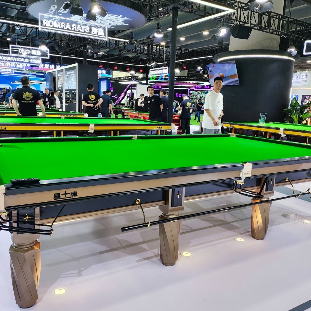 Triple Cue Billiards 3
