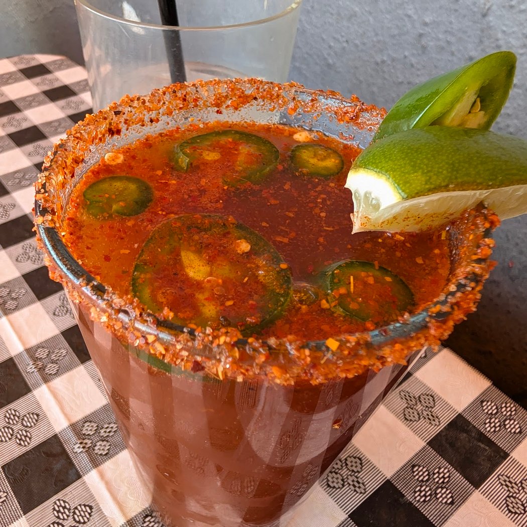 Rise & Shine, It’s Niners Time! Brunch + 10AM Kickoff 3