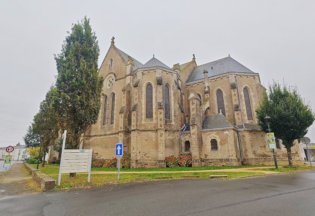 Eglise St-Etienne (de-Mer-Morte) 3