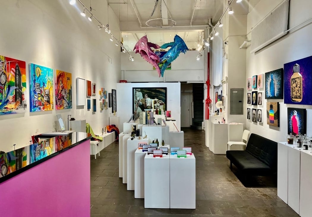 MAISON 10 - GIFT STORE AND ART GALLERY 2