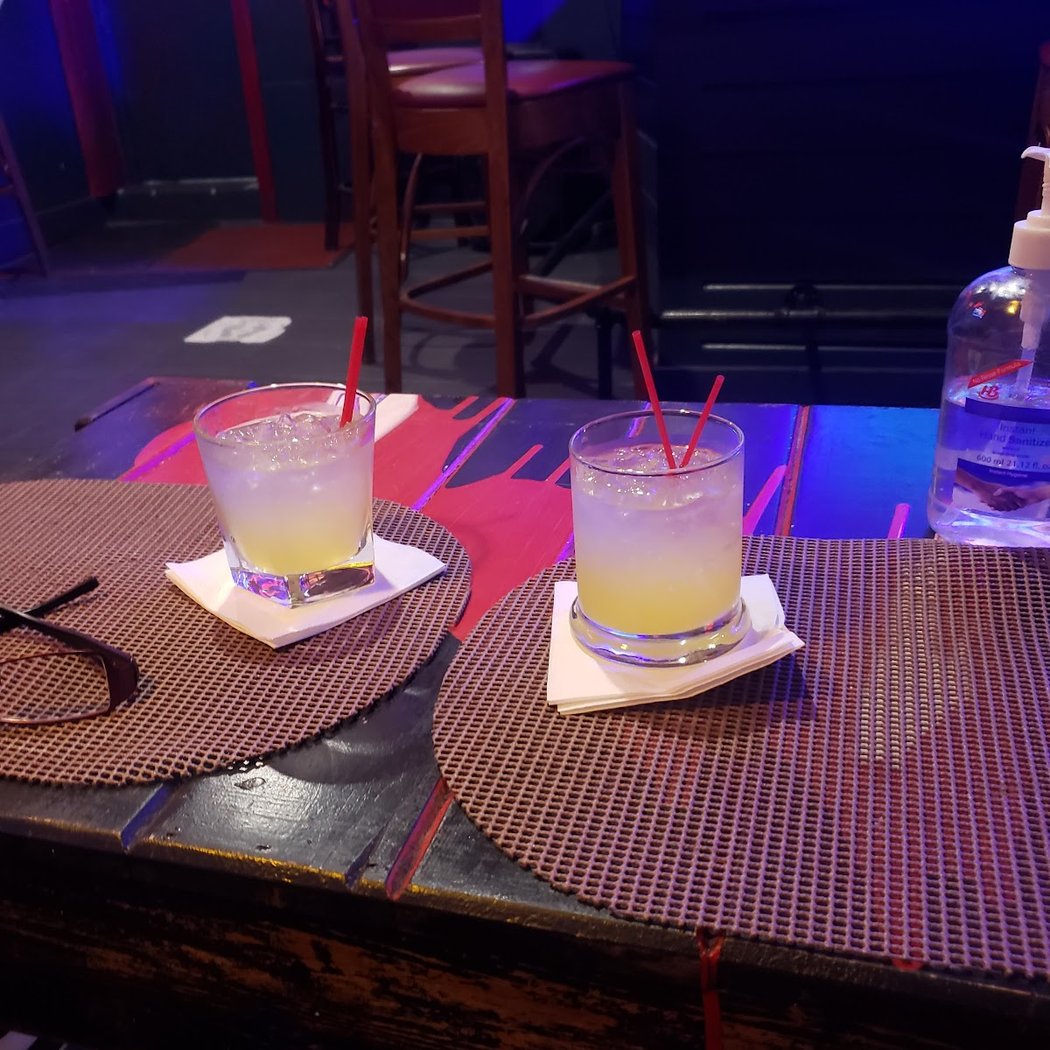 Richard's Restaurant and Bar 3