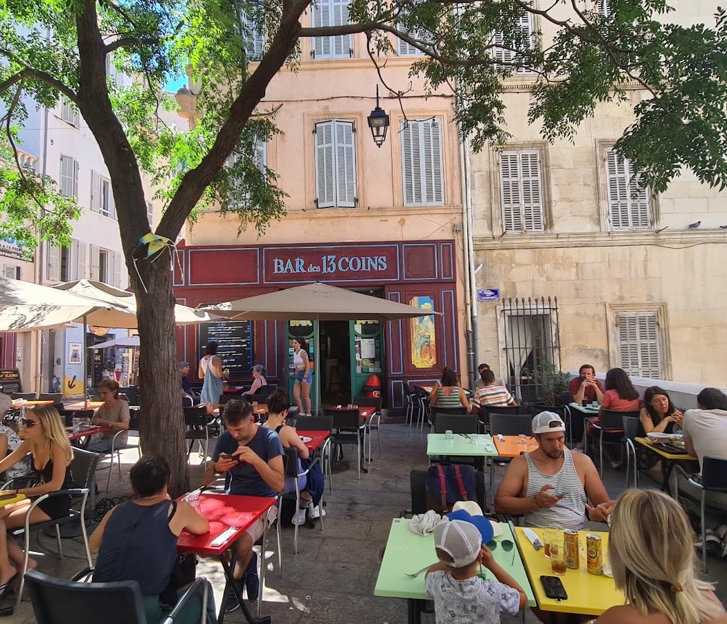 Place des 13 Cantons 2