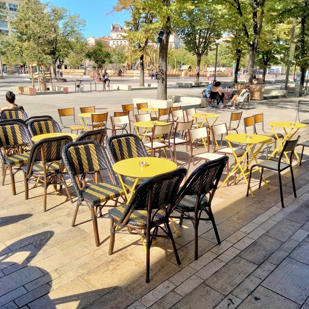 Le Bar de la Plaine 4