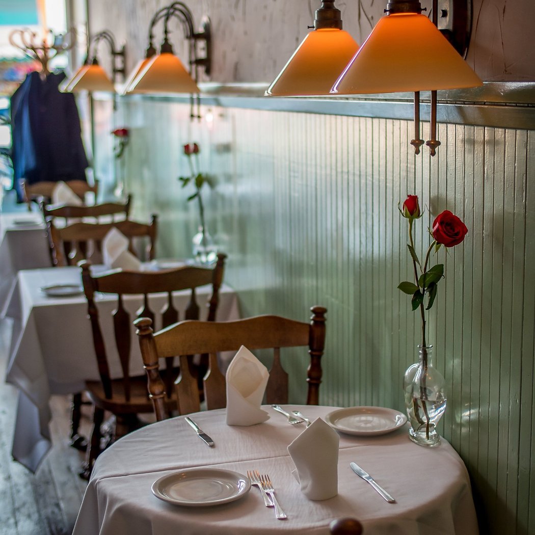 Cafe Jacqueline 2