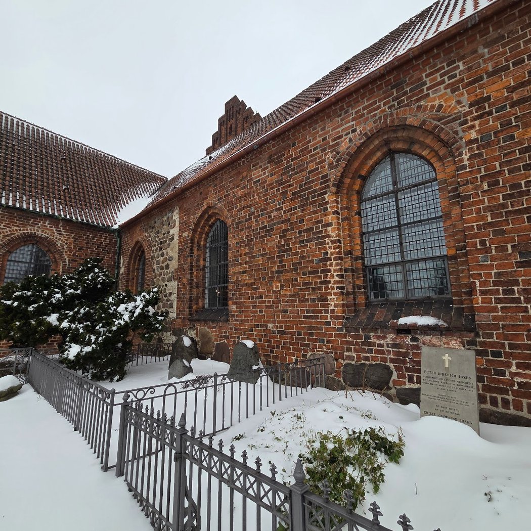 Lyngby Kirke 3