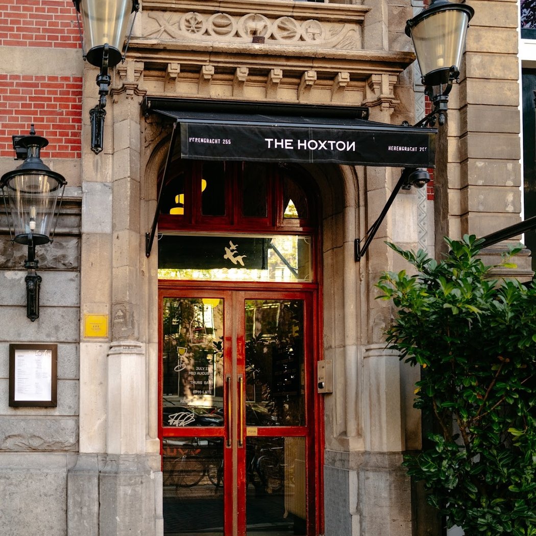 Lotti's Restaurant & Bar 3