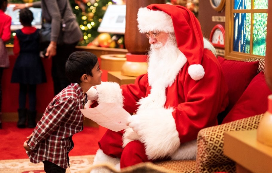 Santa Train Jolly Journeys 1