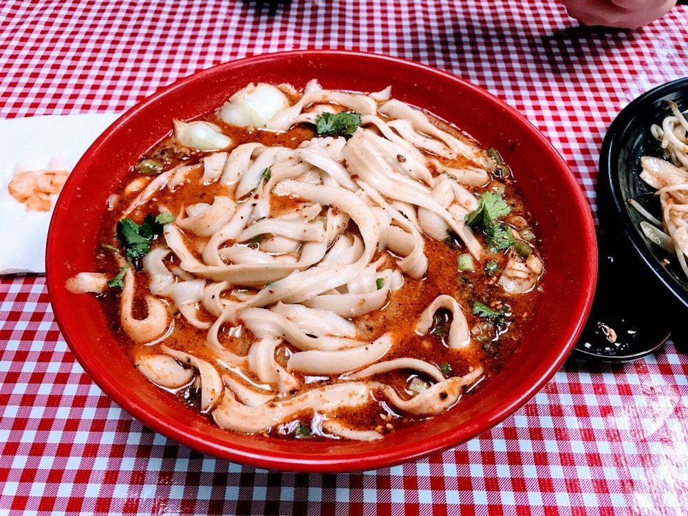 Huangcheng Noodle House 山西刀削面 1