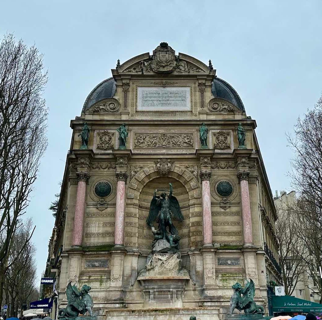 Fontaine Saint-Michel 3