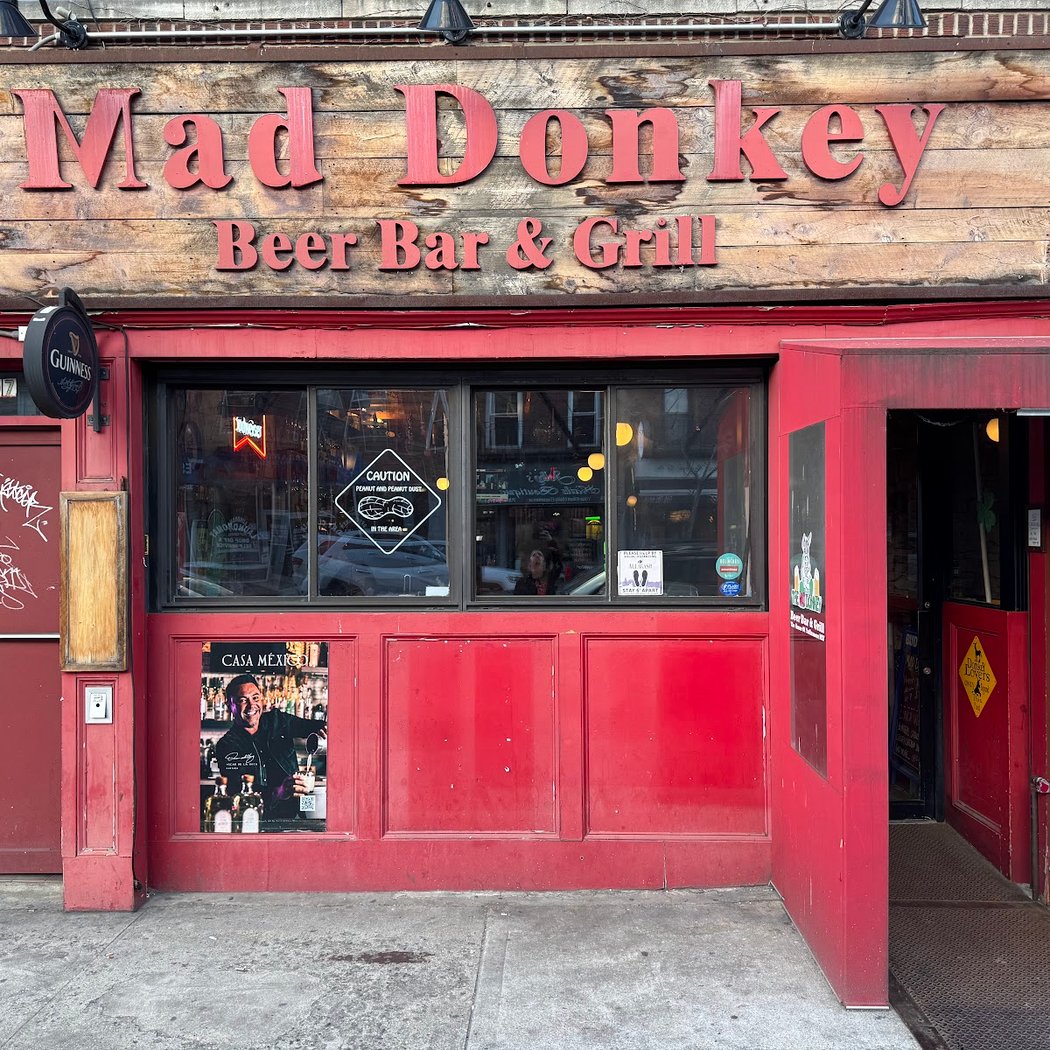 Mad Donkey Beer Bar & Grill 2