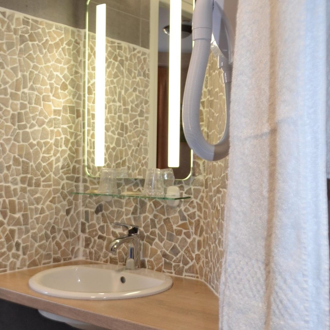 Logis Hôtel Auberge d'Aranc 3
