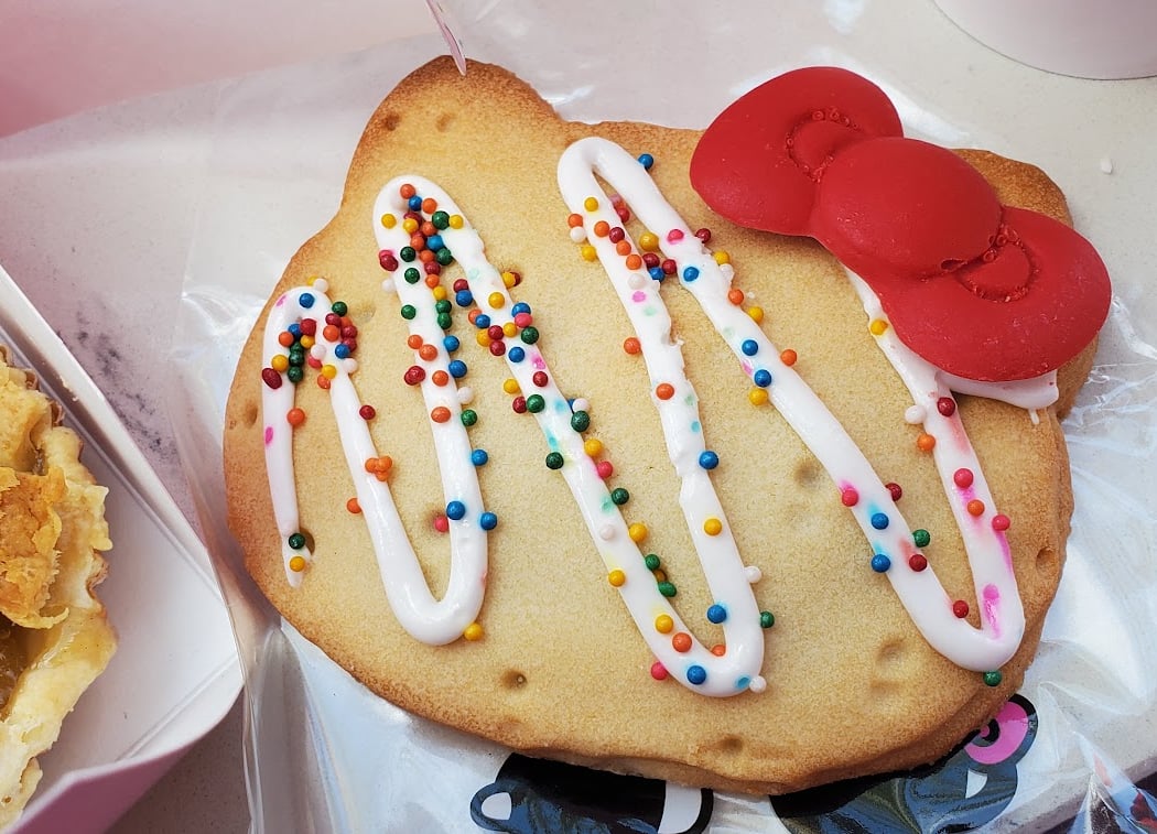 Hello Kitty Café 2