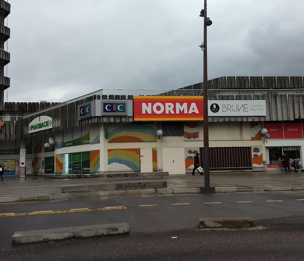 Centre Commercial Les Nations 2