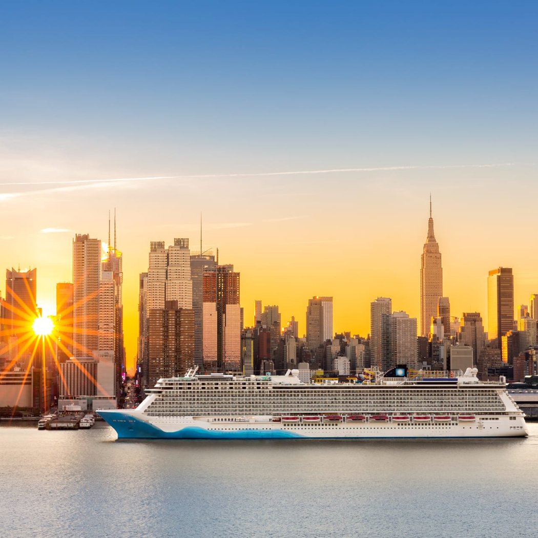 Del Rio Yacht Charter - New York Corporate Party Cruises 1