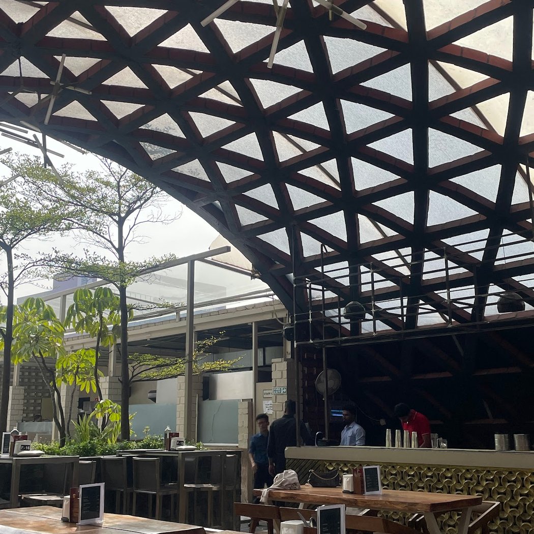 Skygarden Best Rooftop Bar & Kitchen Restaurant 4