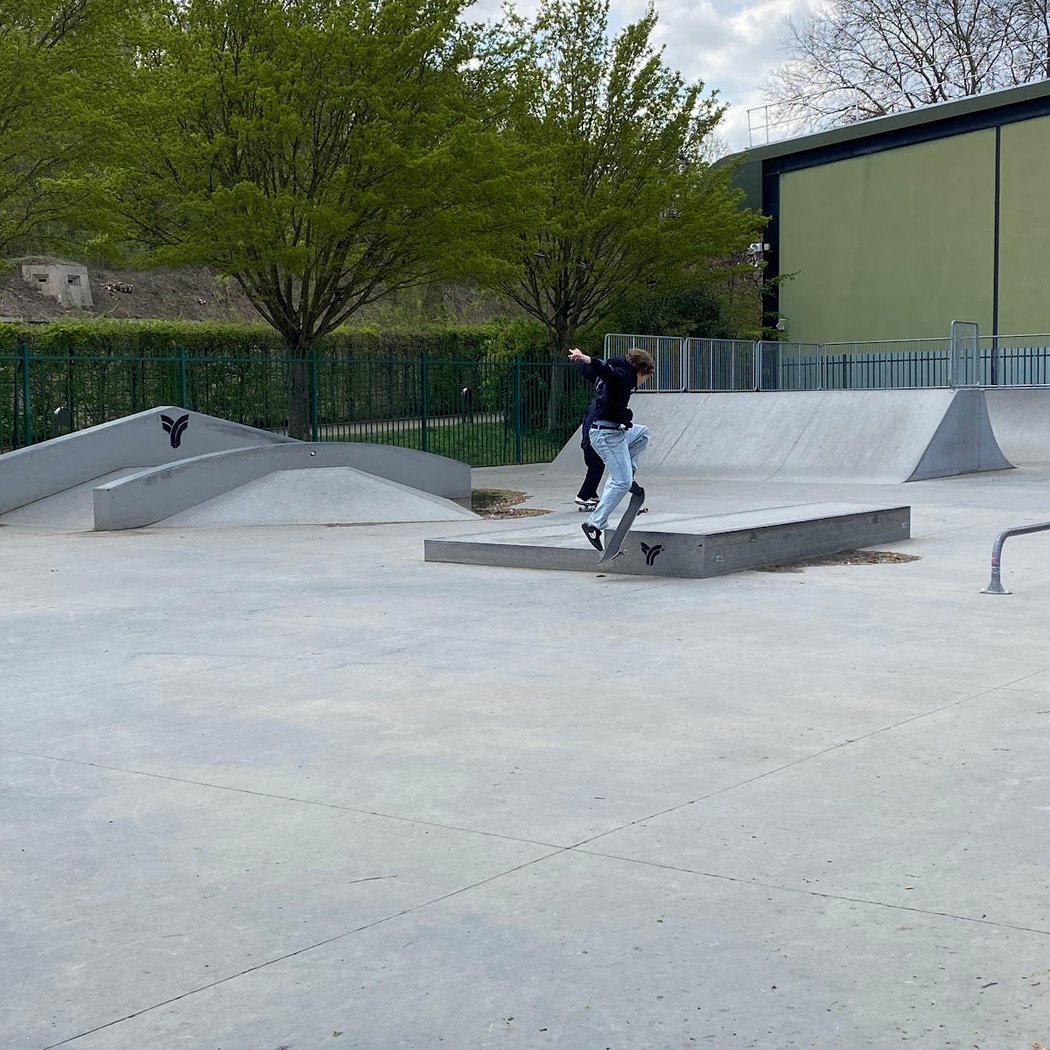 Skatepark of Suresnes / Mont Valerien 2