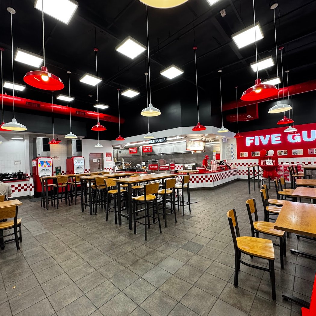 Five Guys 3