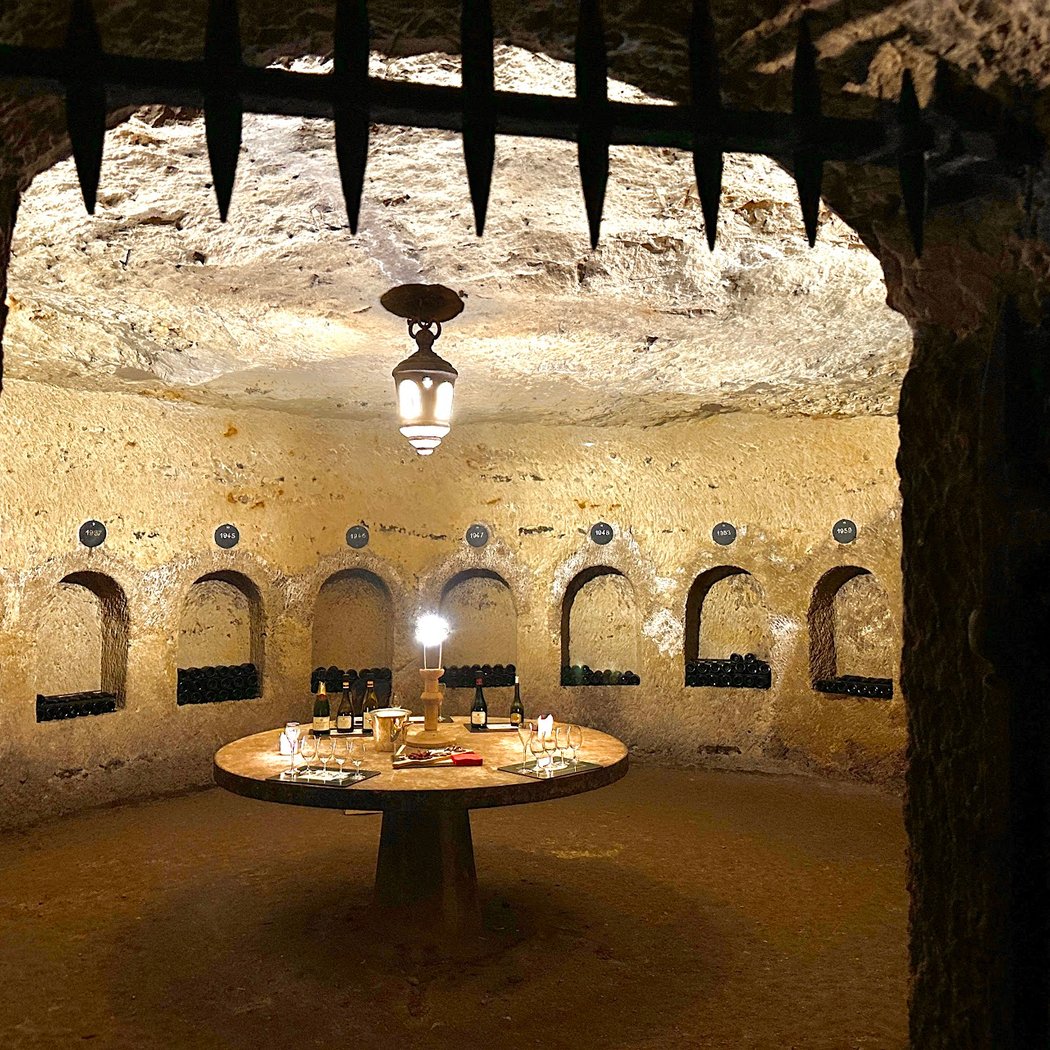Romantic Loire Valley - The Ultimate Couples’ EV Adventure Through France’s Château Country 1
