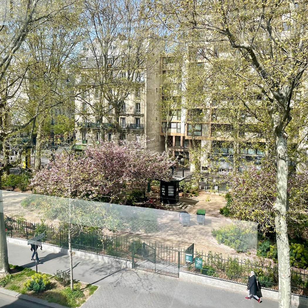Square la Chapelle 1