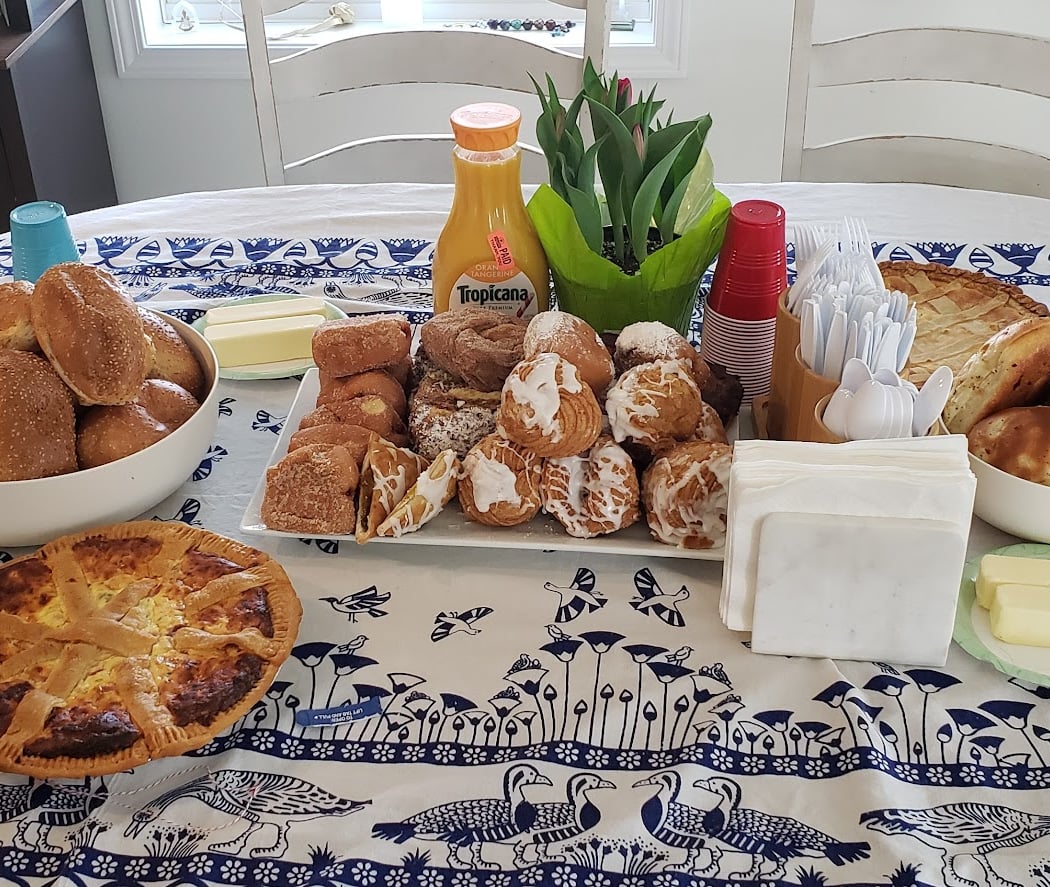 Cuccio's Bakery 3