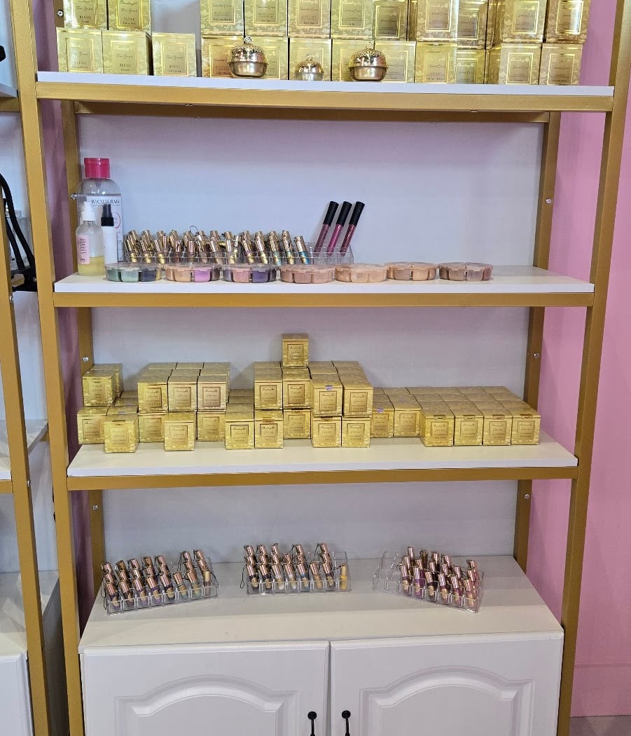 Reve Rose Salon 3