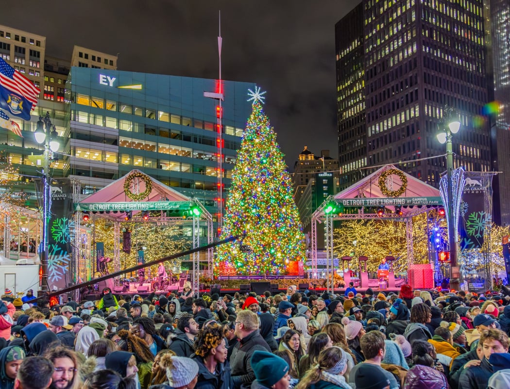 DETROIT TREE LIGHTING CEREMONY 1