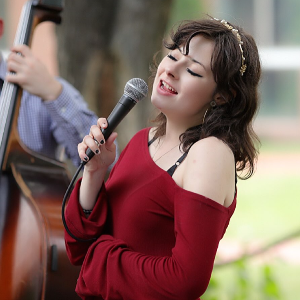 Vocalist Kiera Sankey & Her Group