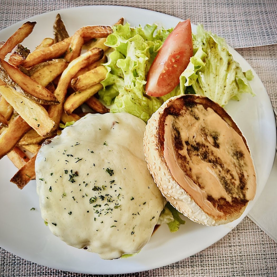 ONE WAY - Café Bar Restaurant 2