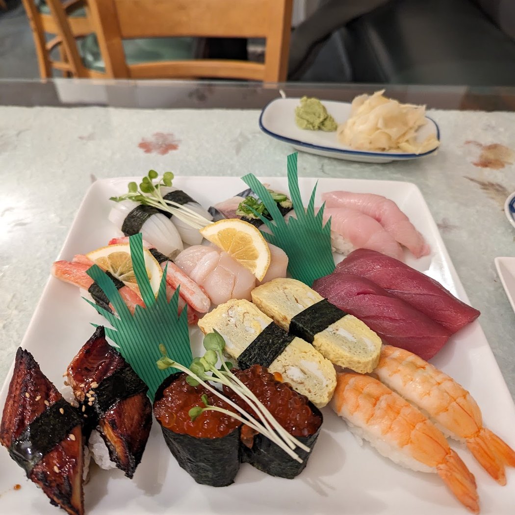 Sushi Bar Hana 1