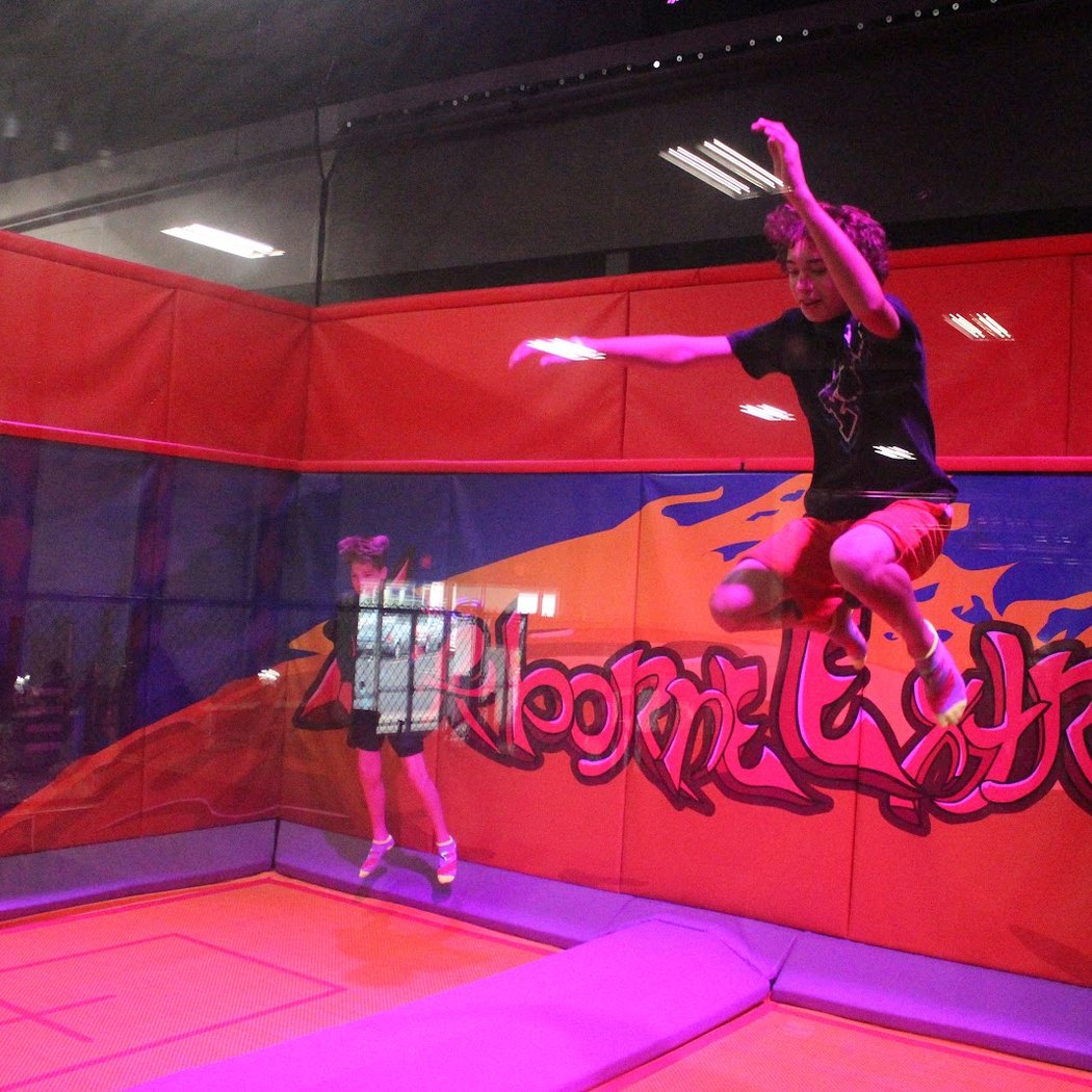 Airborne Extreme Trampoline Park 1
