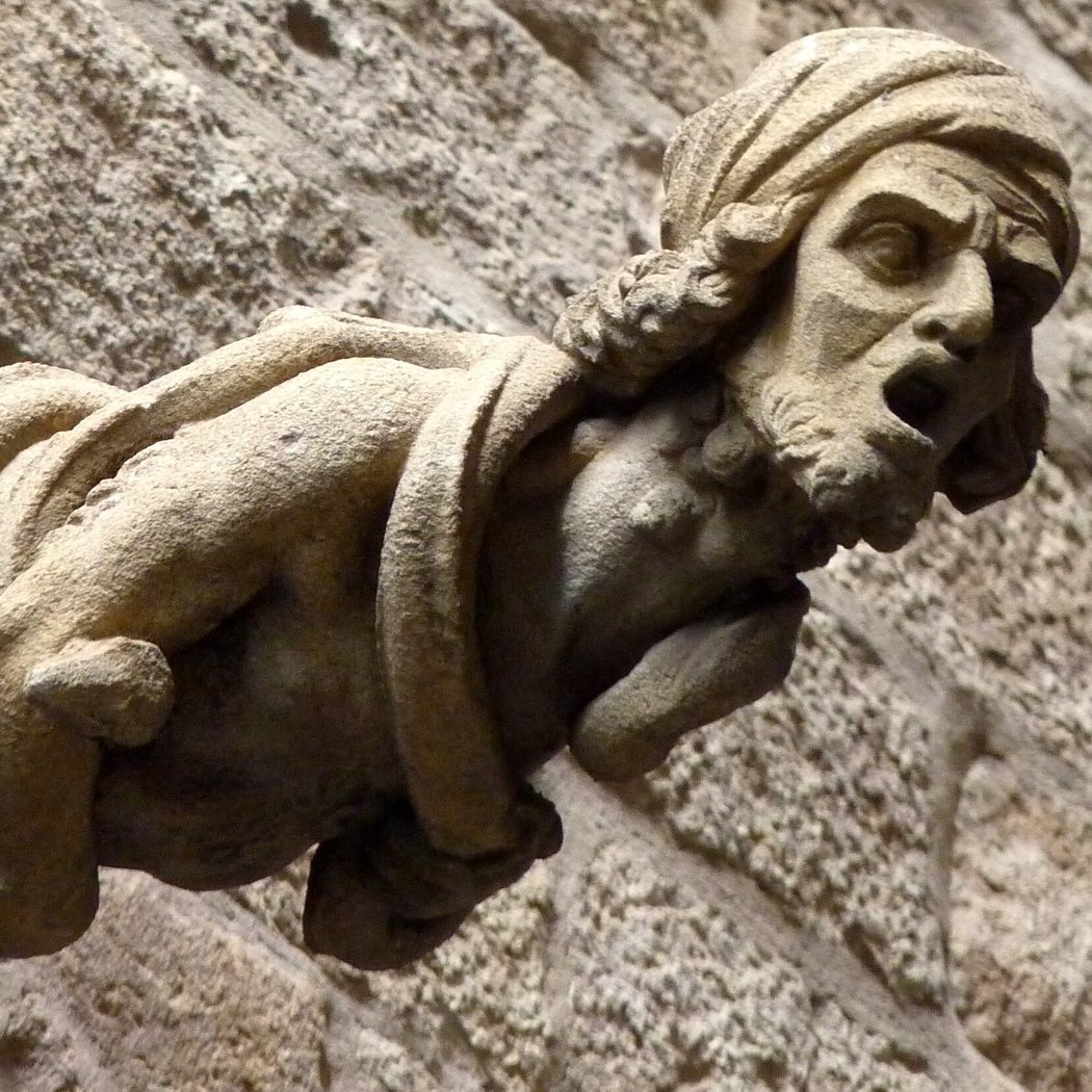 Guardians at the Edge: Gargoyles, Grotesques, and the Architecture of Fear 1