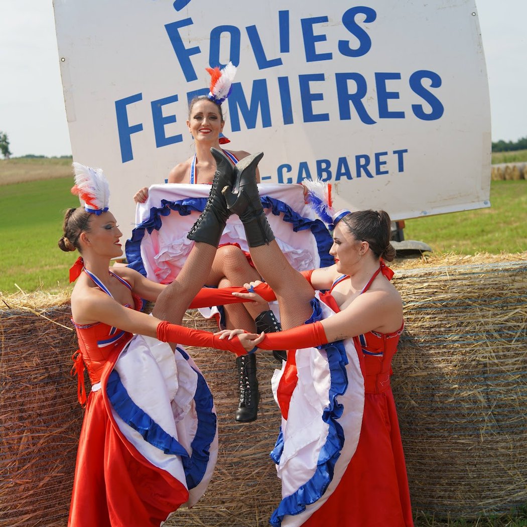 Les Folies Fermières : Premier Cabaret à la Ferme de France. 2