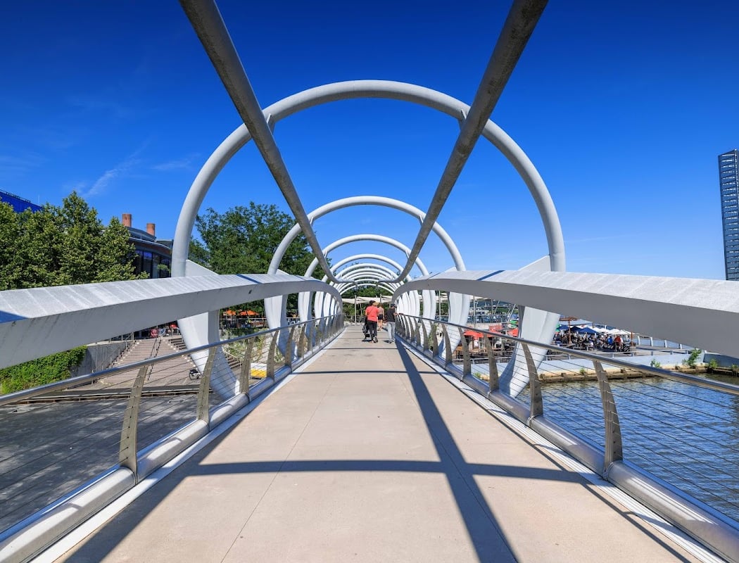 Bridge to Bridge Fun Run & Concert 2