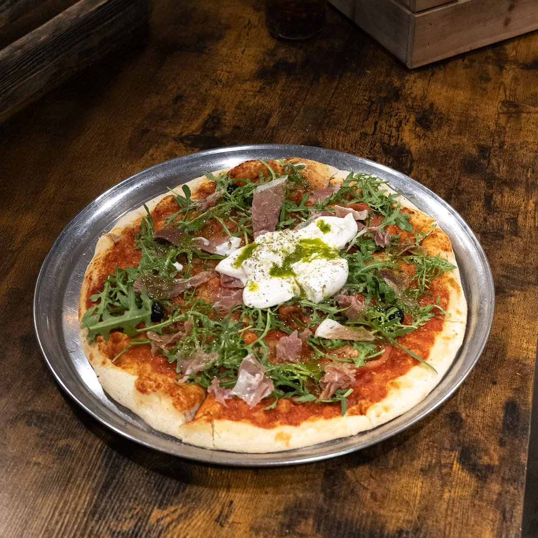 Pizzeria chez Enzo et Fabio [ Cuisson au Feu de Bois ] 3