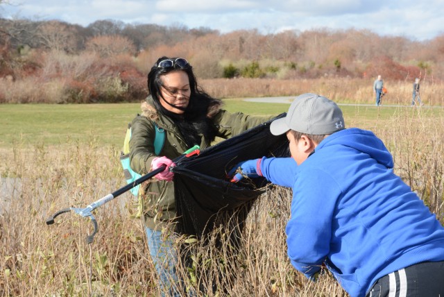 Blackstone Parks Shoreline Cleanup 3