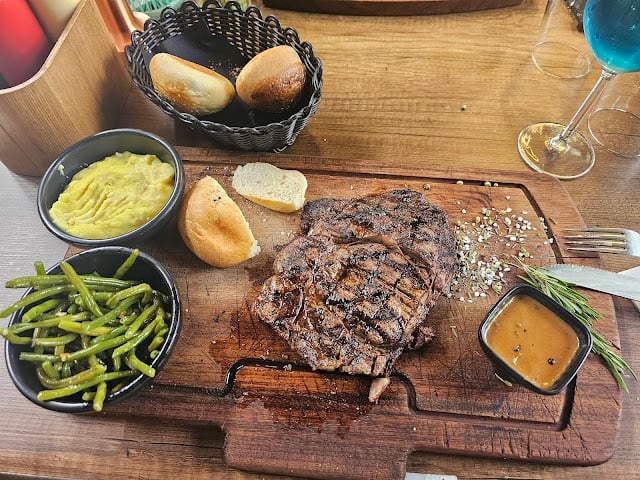 Venus Steakhouse 5
