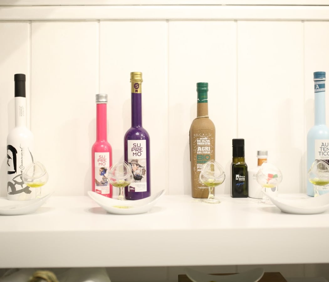La Oleoteca de Sevilla. Catas de Aceite 3