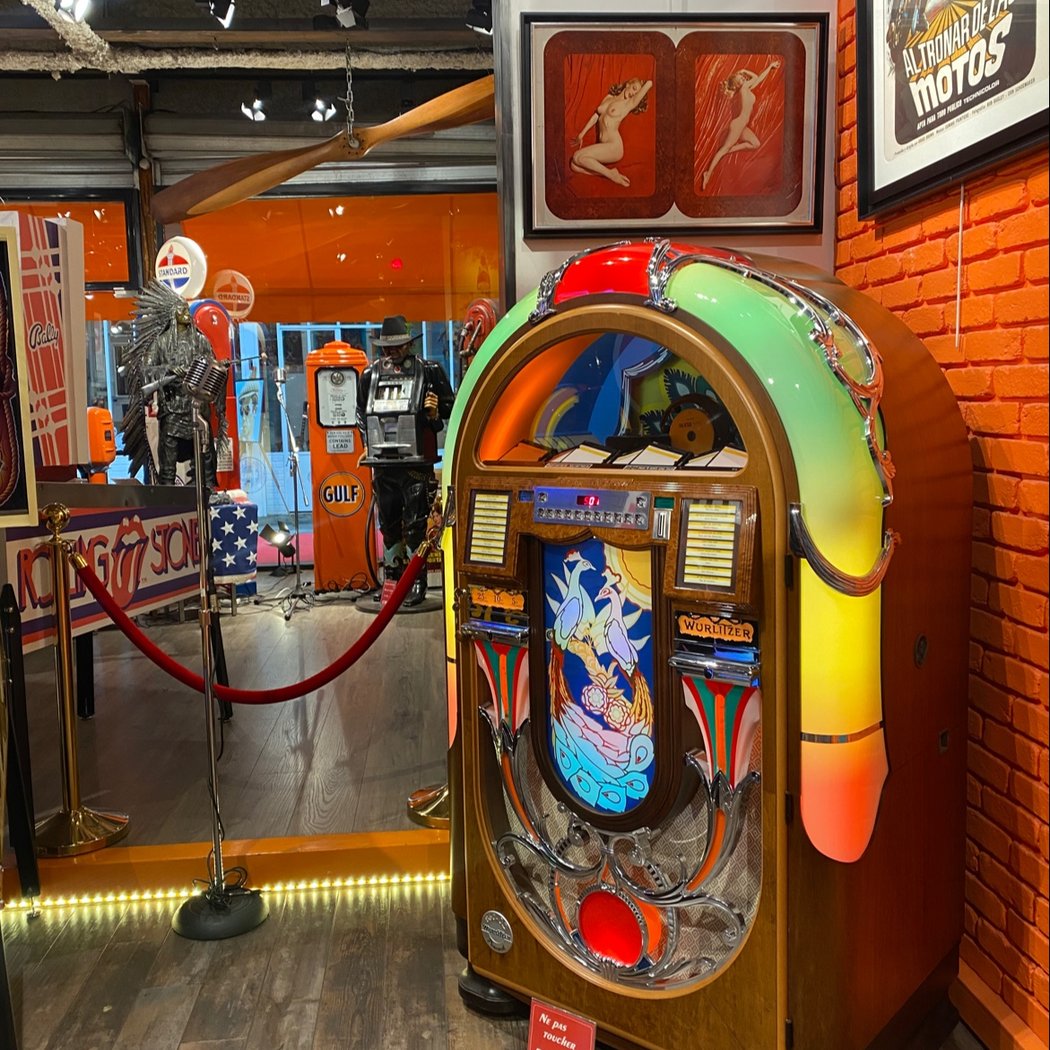 Vintage Gallery 3