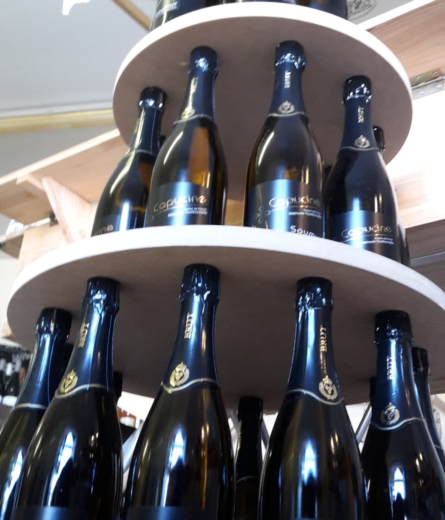 Cave Autour du Vin 1