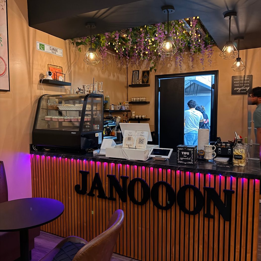 Janooon Cafe 2