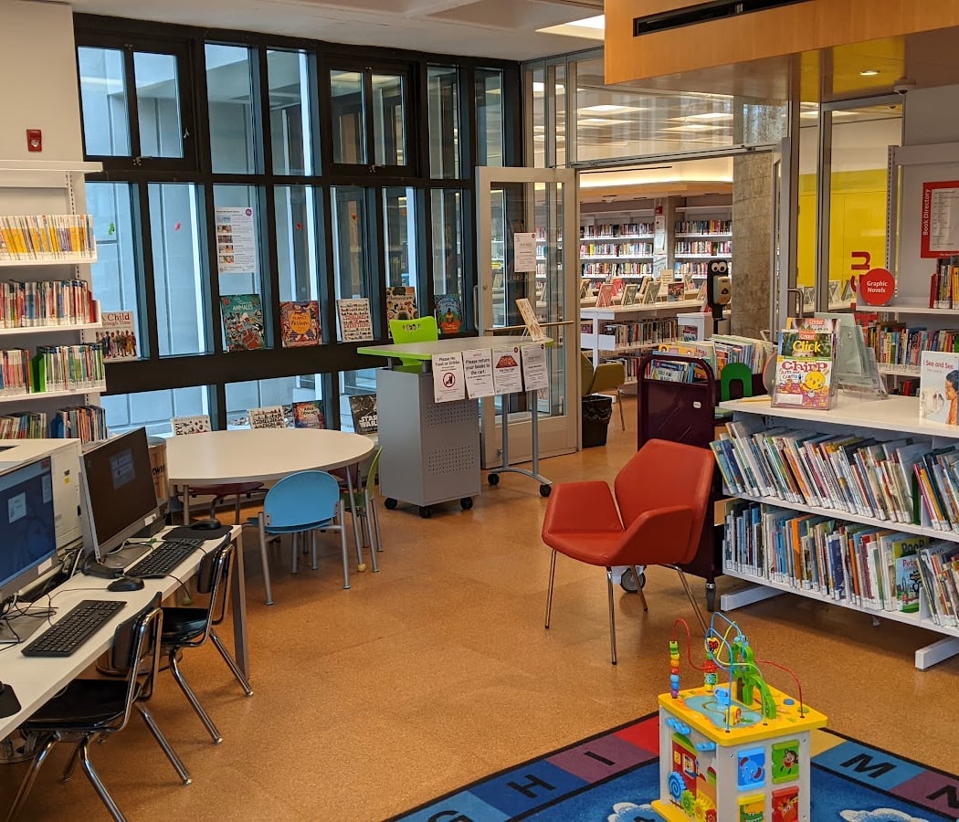 Roosevelt Island Library 1