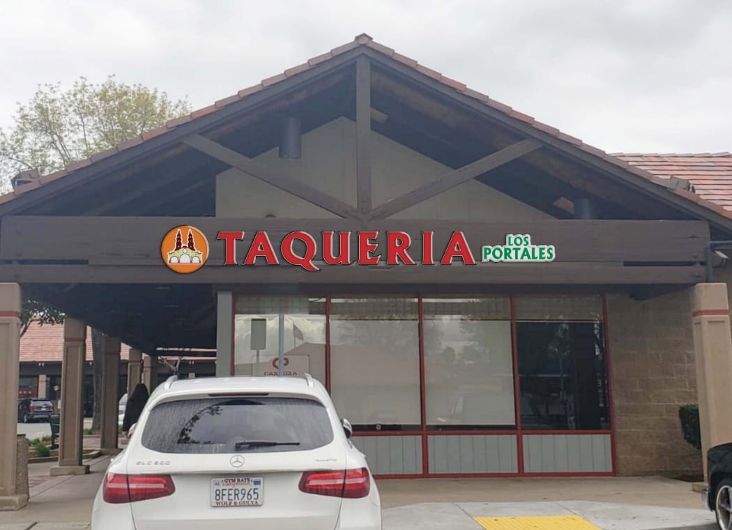 Los Portales Taqueria 2