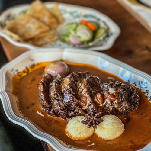 Glin Thai Bistro 1