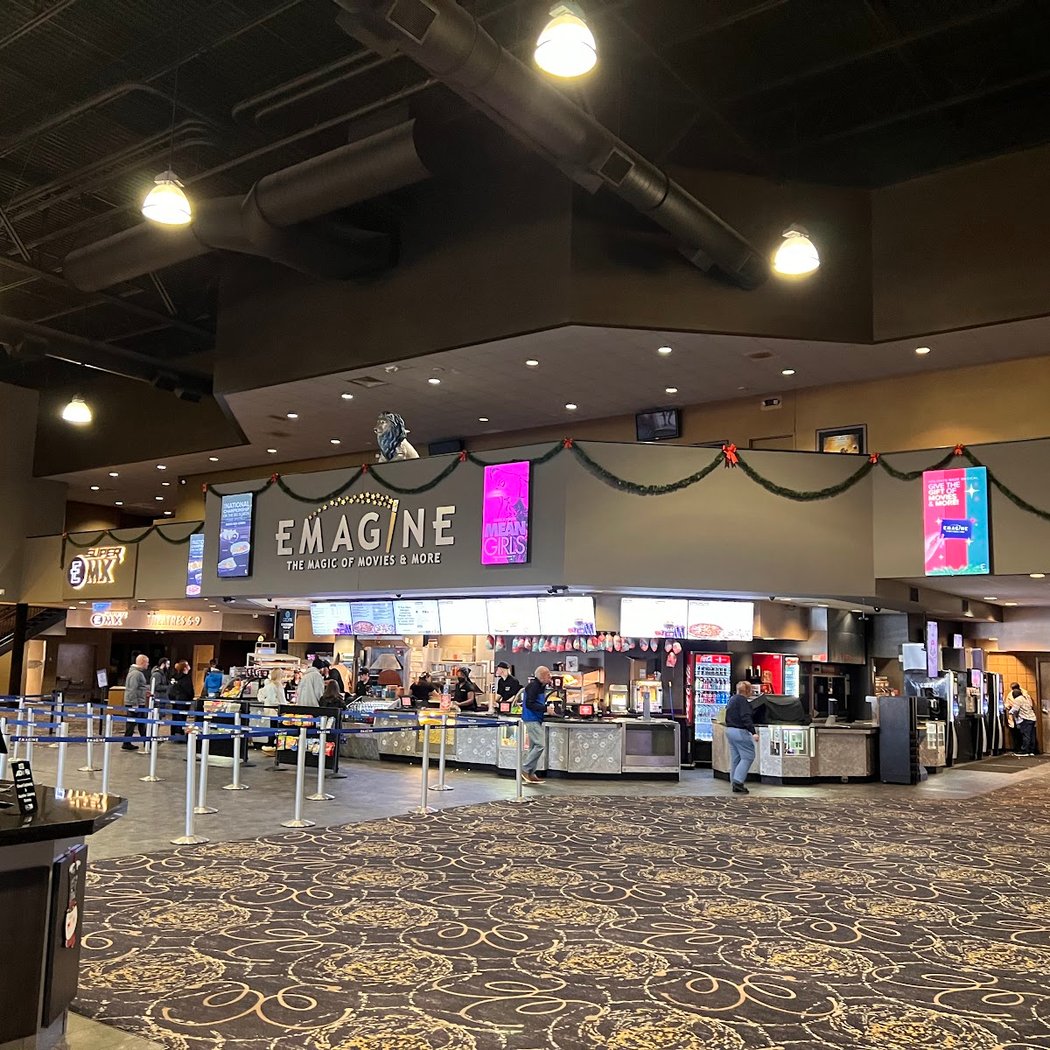Ghostbusters Detroit Visits Emagine Canton For A Festive Night Of Giving & Fun 3