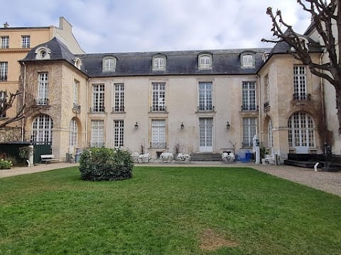 Rencontre : Lectures intensives, lectures en espace – Lars Fredrikson et les poètes 3
