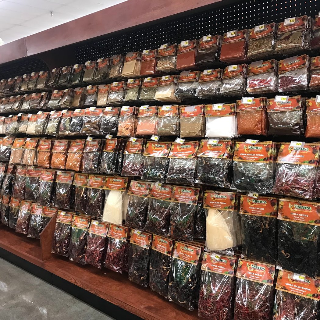 La Plaza Market 3
