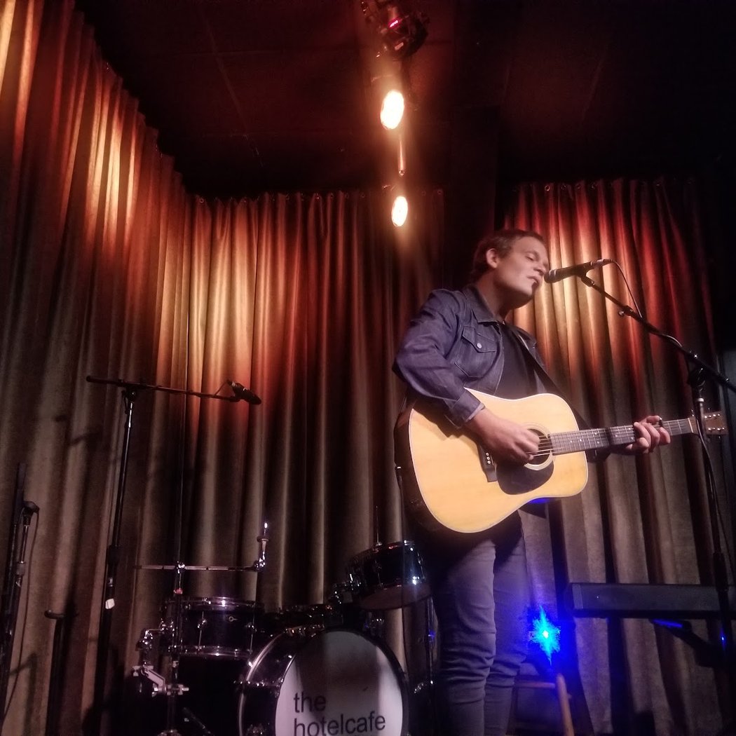 Greg Laswell 1