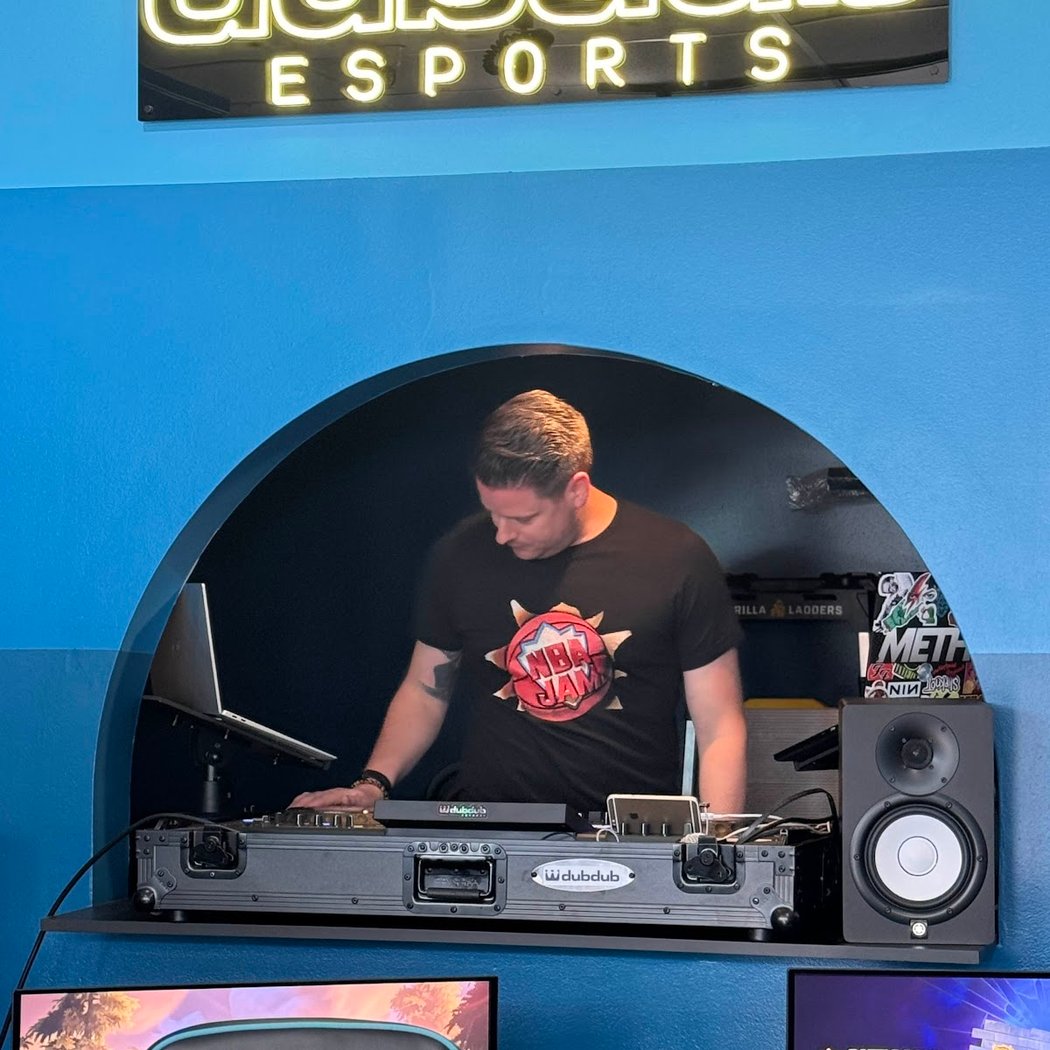 DubDub Esports Arcade 3