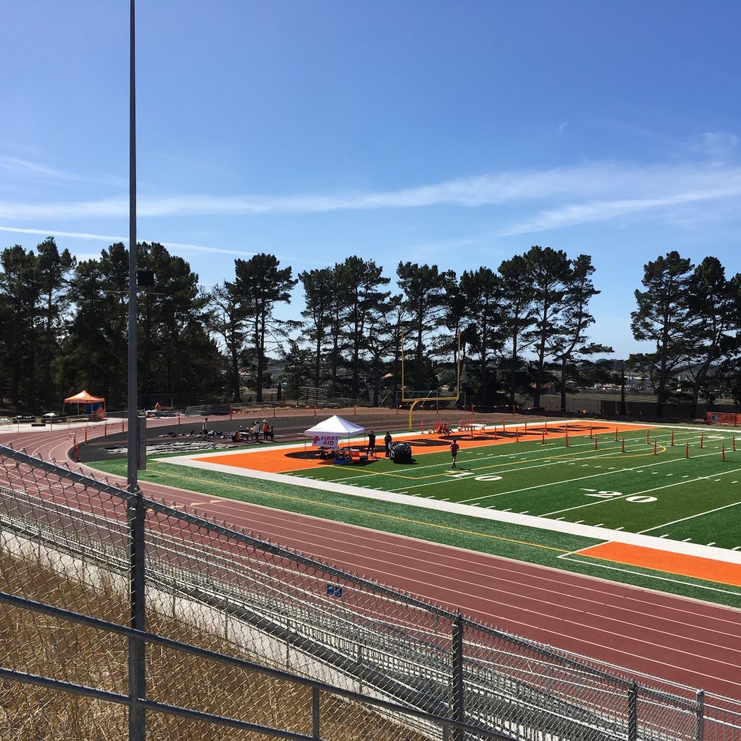San Mateo vs HMB Football Game 2